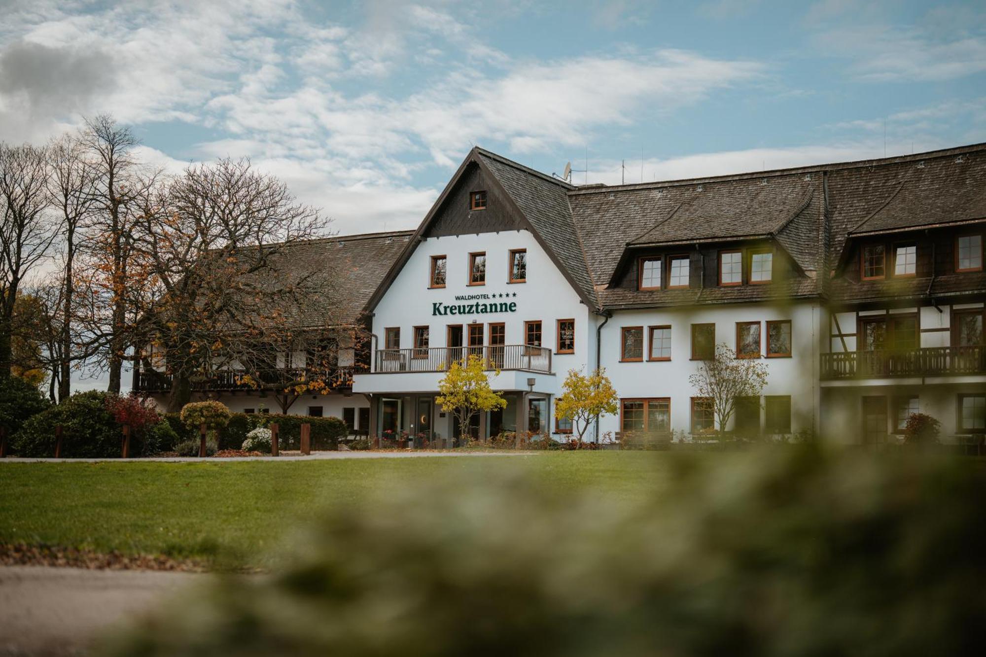 Waldhotel Kreuztanne Sayda Luaran gambar